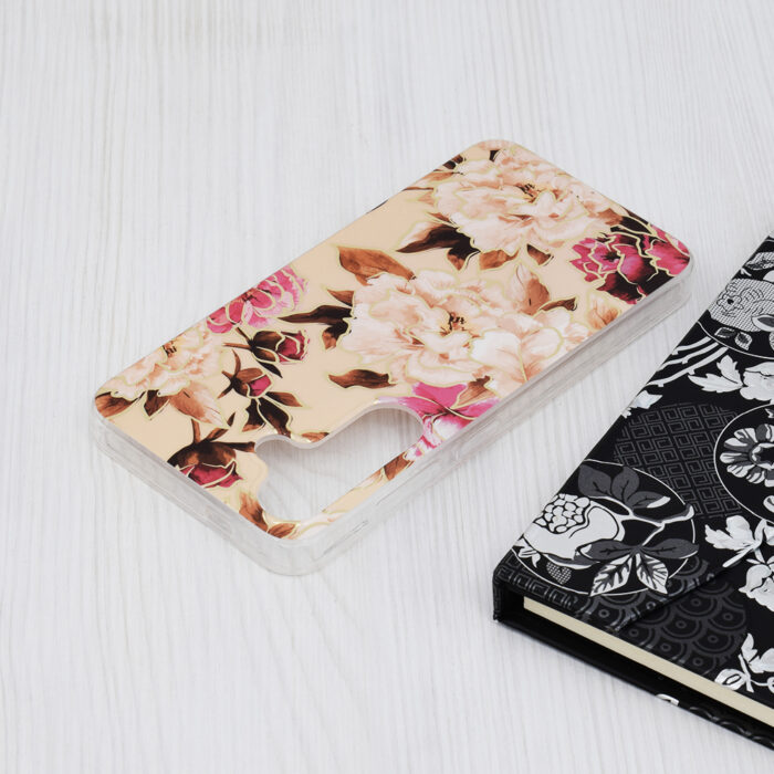 Husa pentru Samsung Galaxy S24 Techsuit Marble Series Mary Berry Nude 3